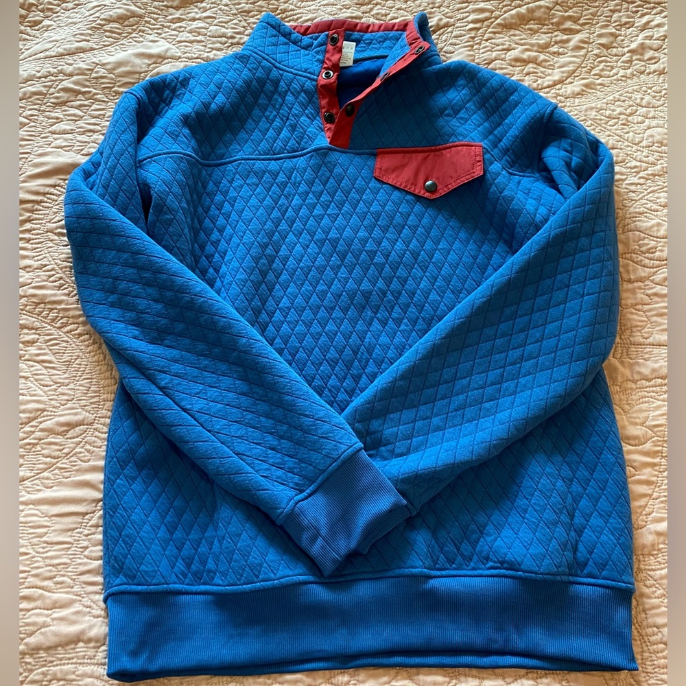 Zyia navy and cranberry quilted pullover.